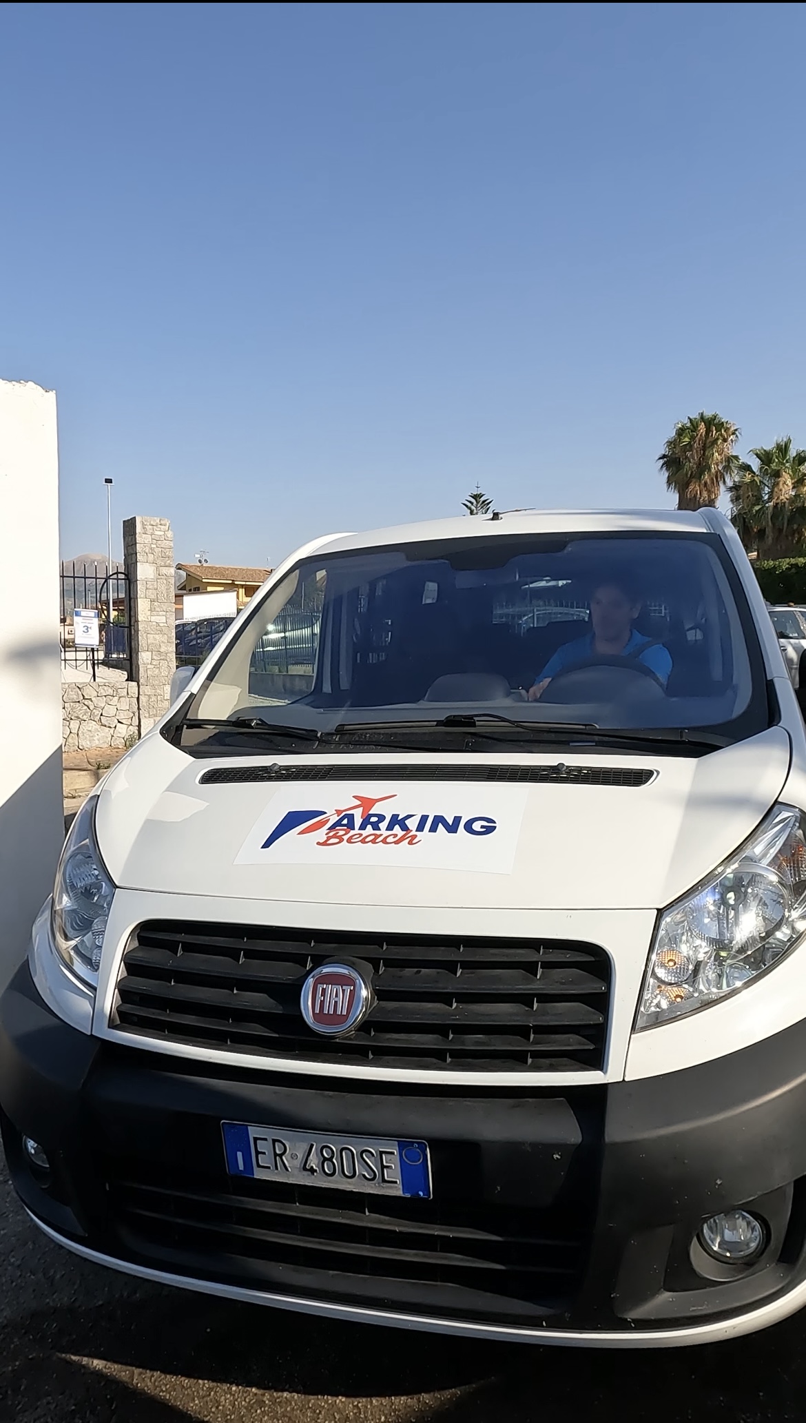 Struttura parcheggio Carini vicino aeroporto